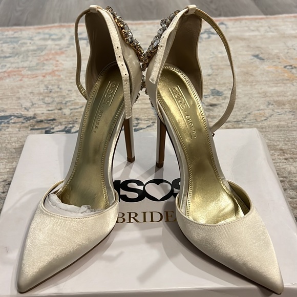 Cream/White ASOS BRIDE Heels - Picture 15 of 16